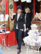 Taylor Swift seen shopping in Notting Hill