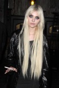Taylor Momsen テイラー・モムセン
