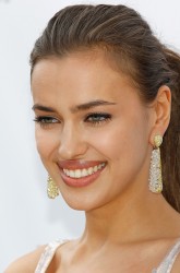 Irina Shayk イリーナ・シェイク